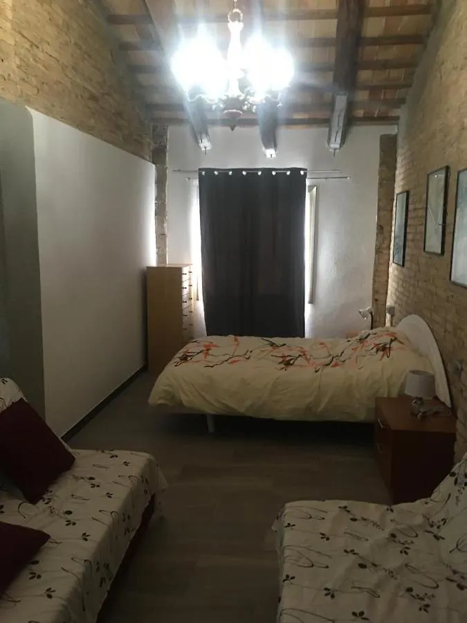 Oasis Family Apartment Deltebre