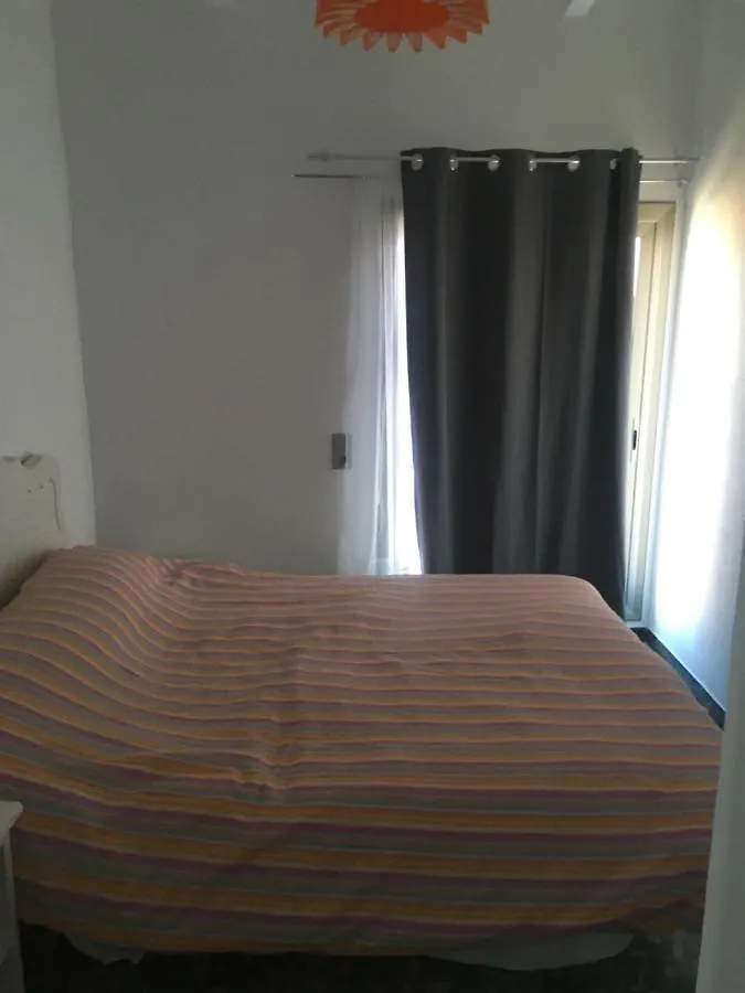 Oasis Family Apartment Deltebre Spain